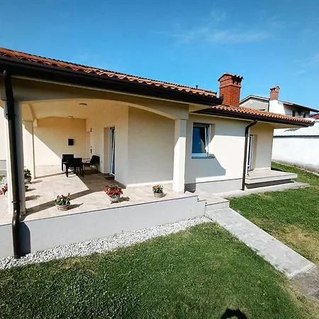 Pocitniska Hisa Kapitanovse Villa Ajdovscina Exterior photo