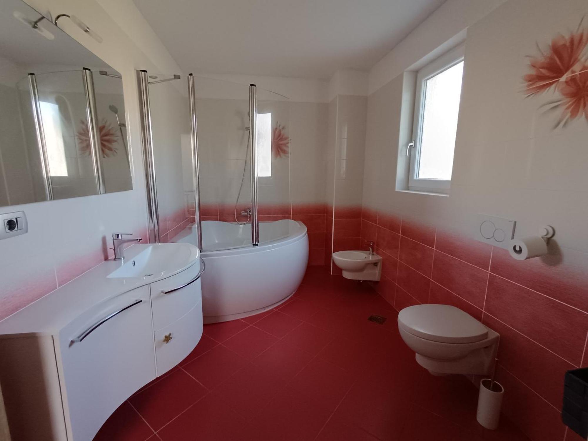 Holiday home Pocitniska Hisa Kapitanovse Ajdovscina